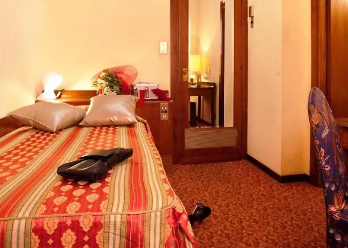 מלון Best Western Hotel Mondial